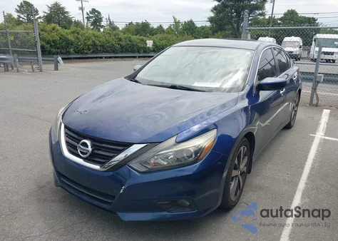 2018 Nissan Altima 2.5 Sr z USA, uszkodzony, nr VIN 1N4AL3AP3JC137903